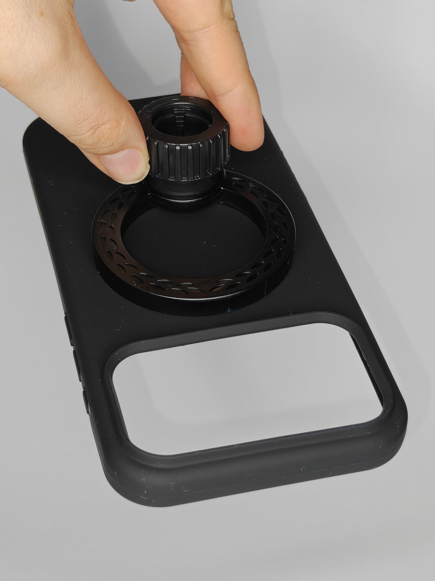 iPhone 17 Pro Max Juodas dėklas su Magsafe