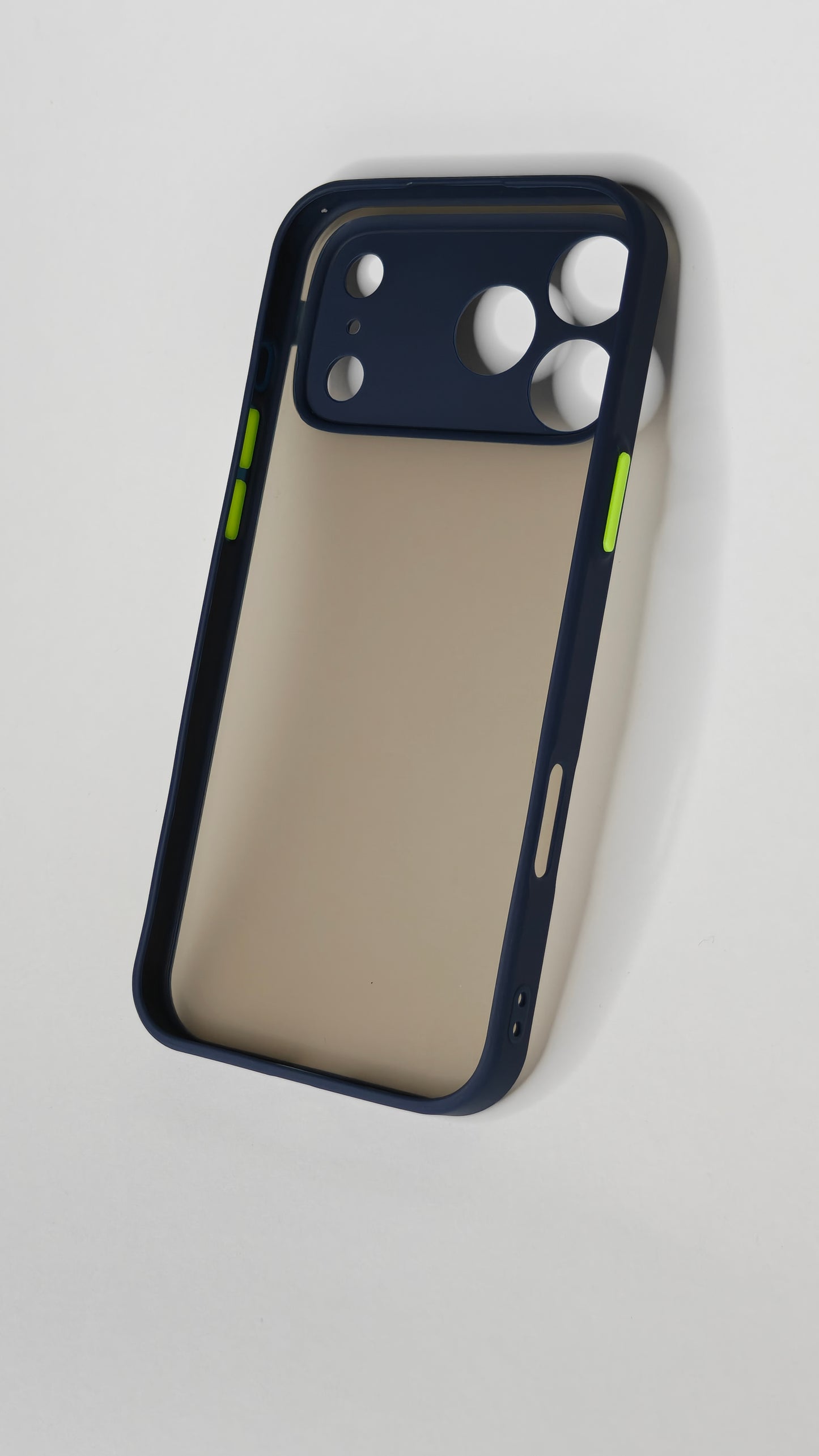 iPhone 17 Pro Max permatomas mėlynas dėklas