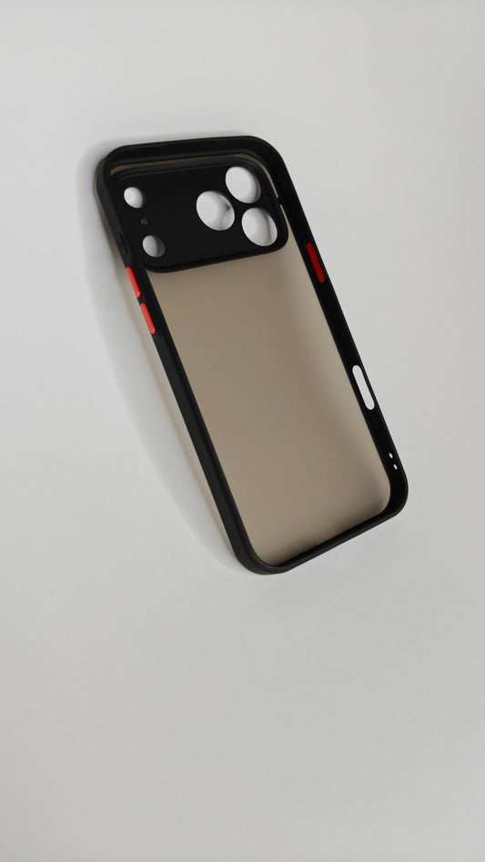 iPhone 17 Pro Max dėklas su permatoma nugarėlė